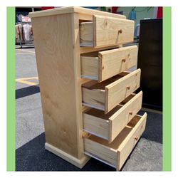 5 drawers dresser / Five drawers dresser