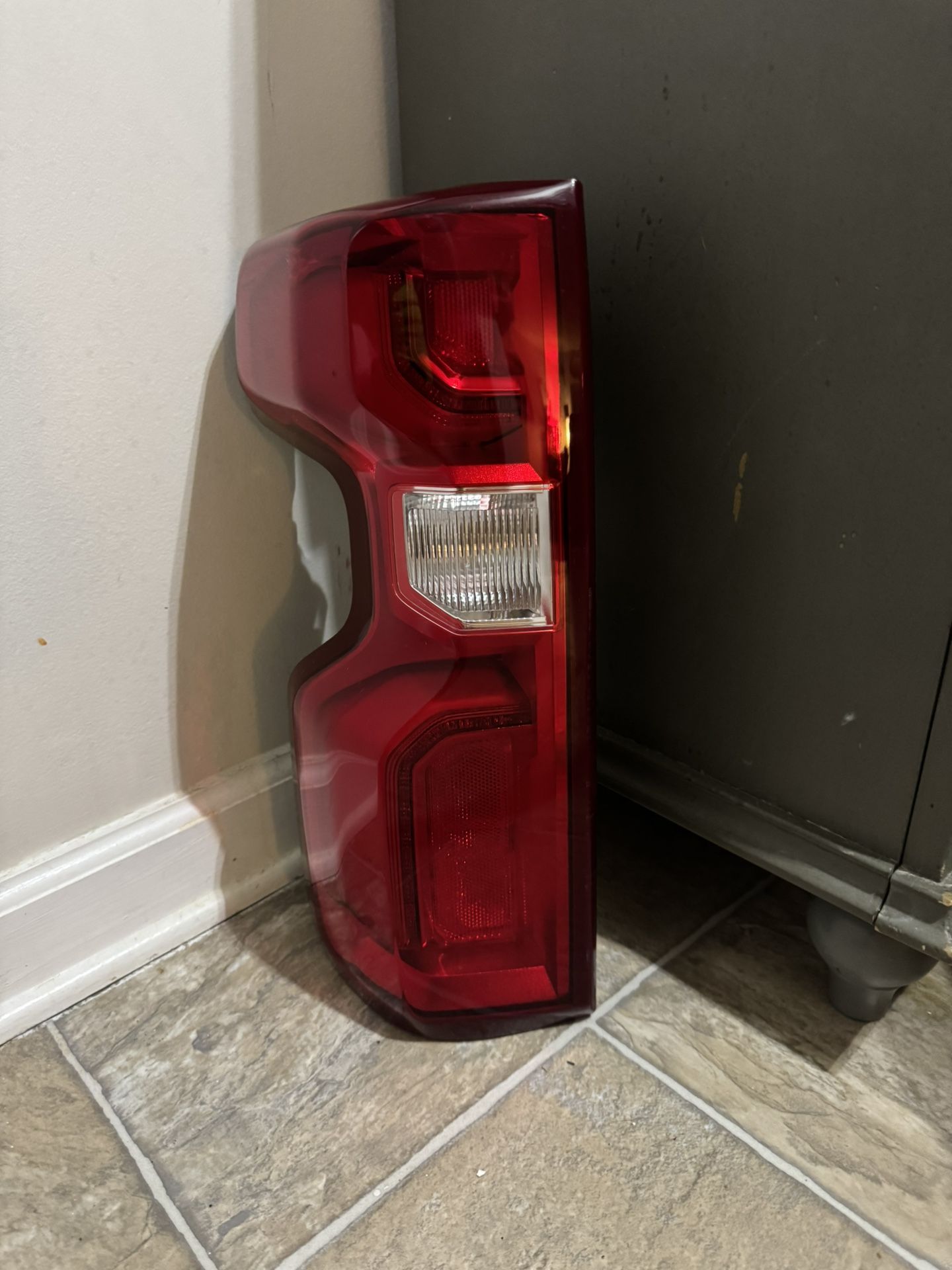 LED SILVERADO TAIL LAMP USED