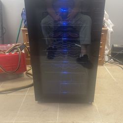 Wine Bottle Cooler. 34 Bottle