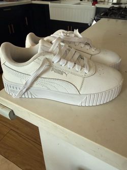 Girls White Platform Pumas