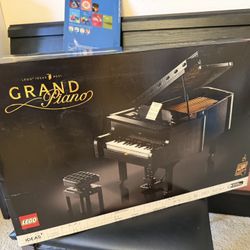 Lego Piano (brand New) -21323