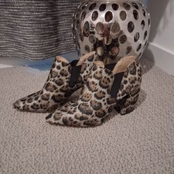 Antonio Melani Cheetah Print Booties