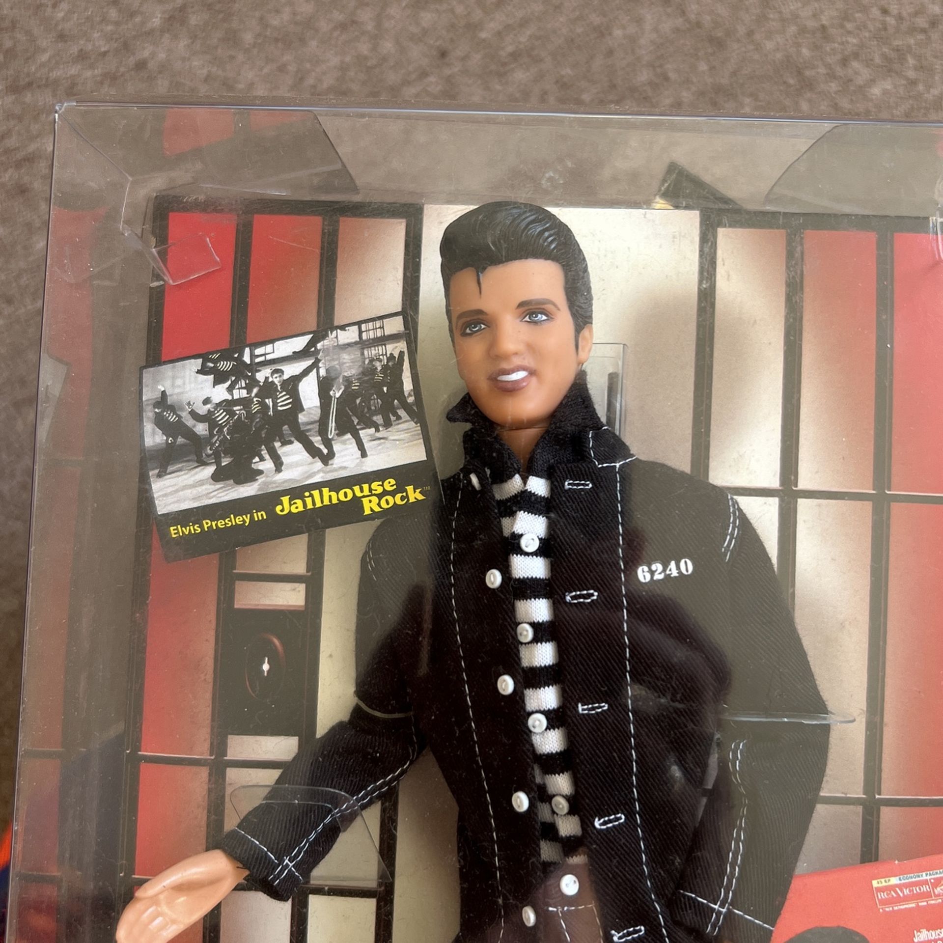 ELVIS PRESLEY-collectable