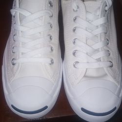 Female Converse Shoes  Size  5.5