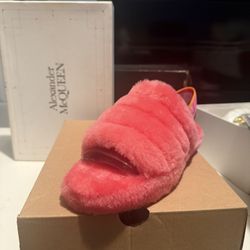 Pink Fuzzy Ugg Slides 
