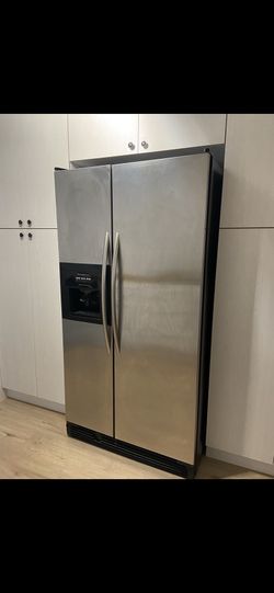 KITCHENAID STAINLESS REFRIGERATOR