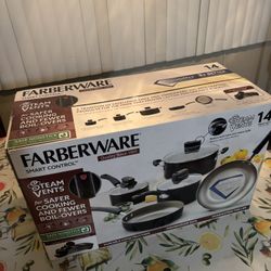 Farberware 14 Piece Set Brand New 