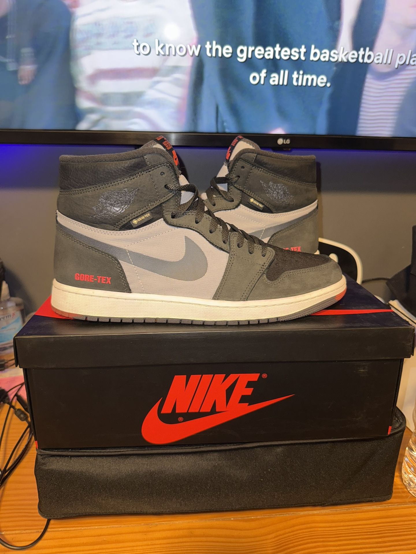 Lightly used Jordan 1 High Gore-Tex Black Infrared