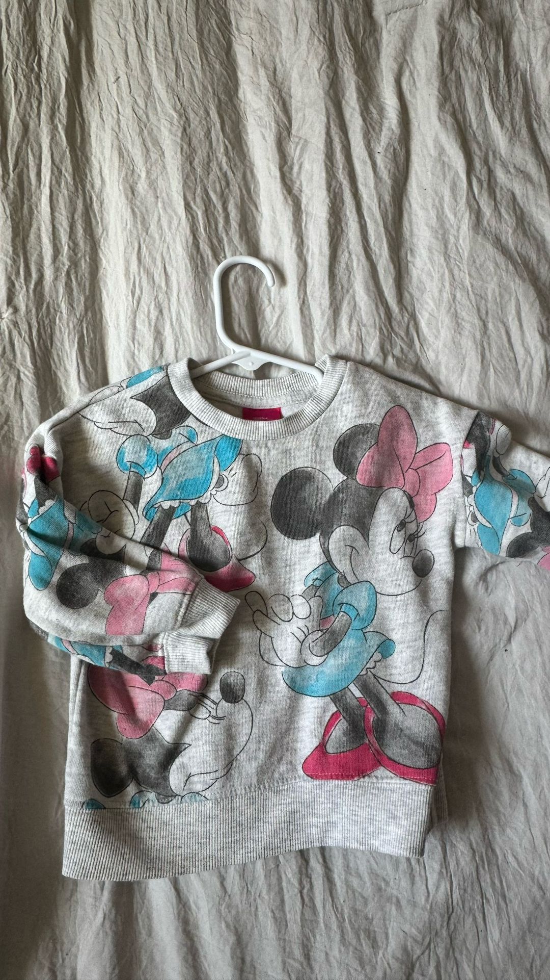 Minnie Sweatshirt 