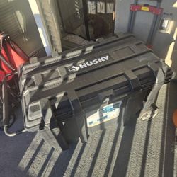 Husky 36.5in Black Heavy Duty Large Tool Box