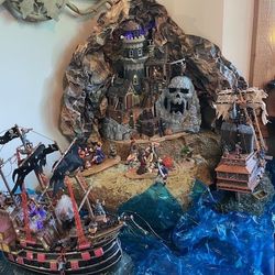 Halloween Town Figurines/Decorations 