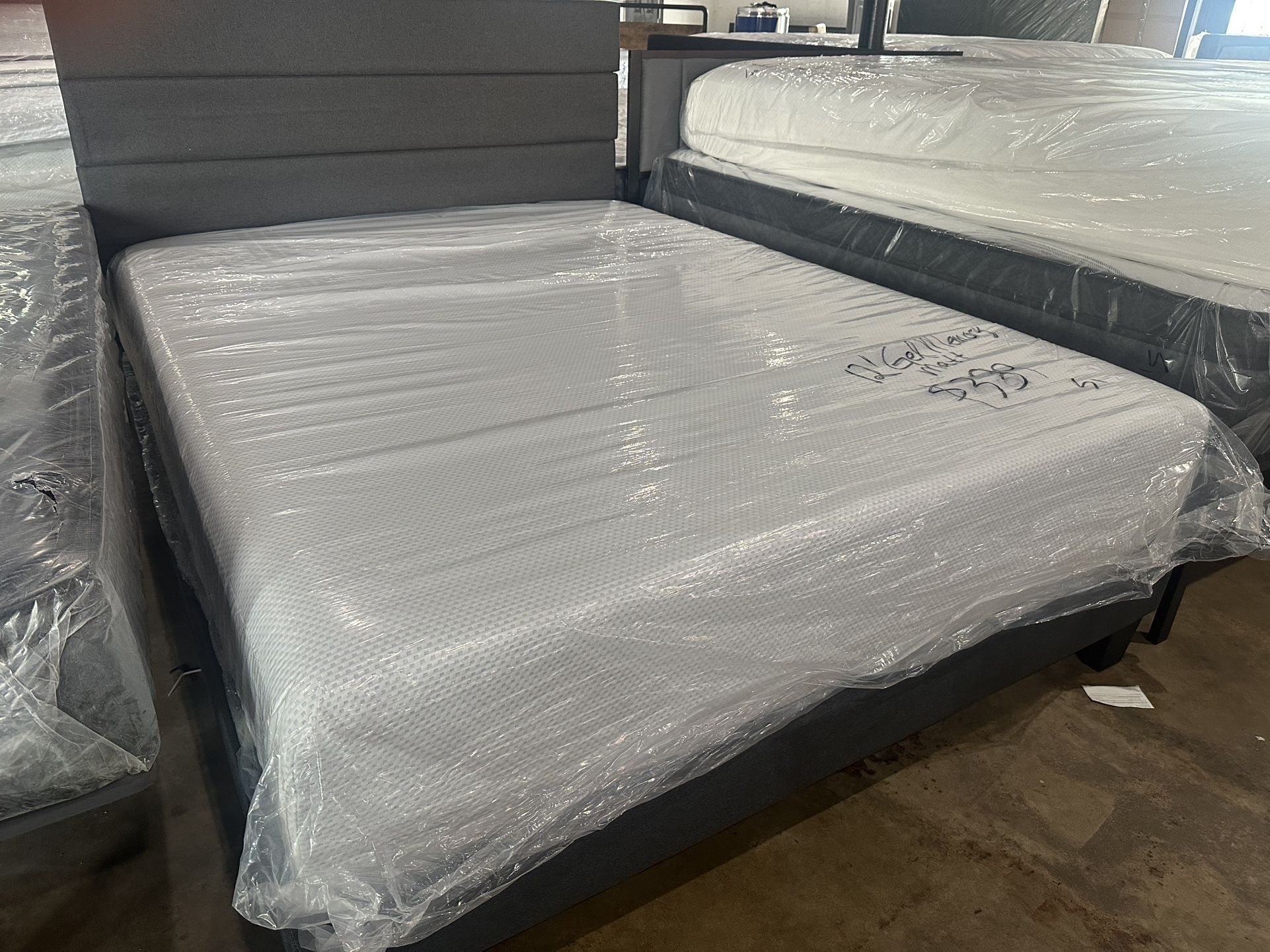New 12” Queen CoolGel Memory Foam Mattress