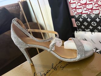 Heels- Thalia Sodi