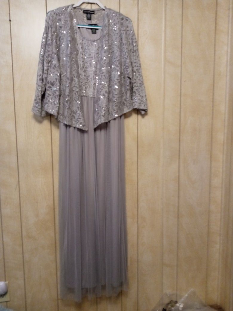 Beautiful Formal Wear 