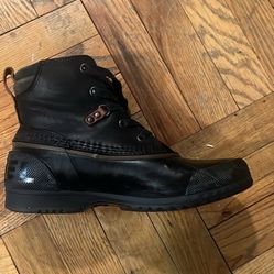 SOREL Size 7.5 Like New. 