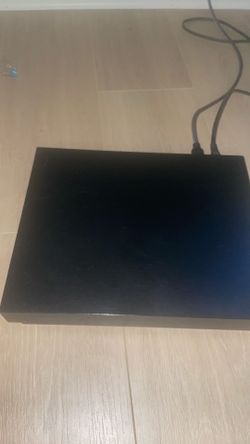Xbox one x 1TB read desc