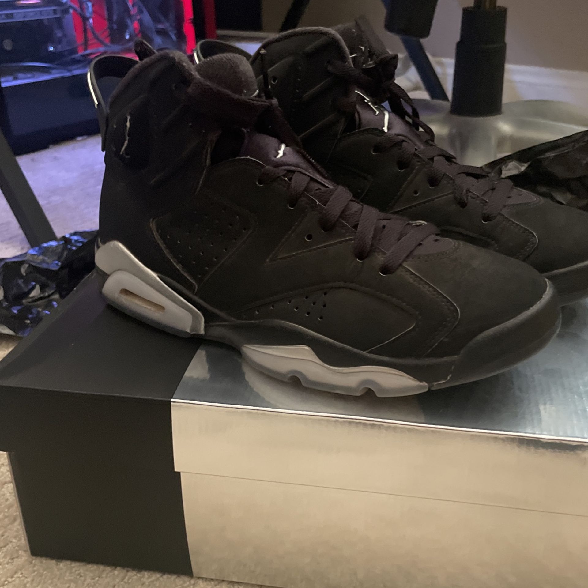 Jordan 6 Retro