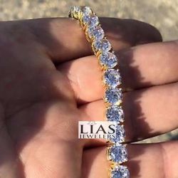 New 18k Yellow Gold Tennis Bracelet 
