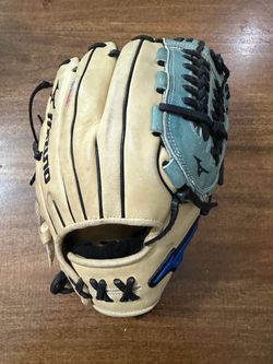 Baseball glove
