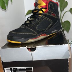 Jordan Sixty Plus Atlanta Hawks