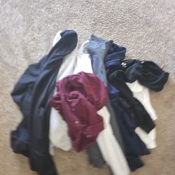 Hoodies And A Polo Free Xxl