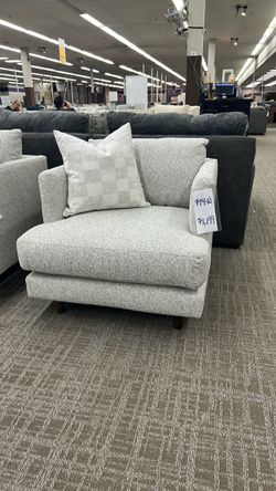 Bernhardt Gabrielle Gray Upholstered Chair