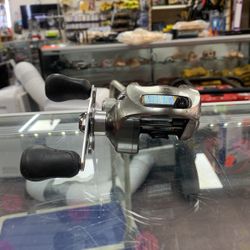Shimano Fishing Reel 