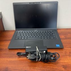 Dell Laptop Model Latitude 3520