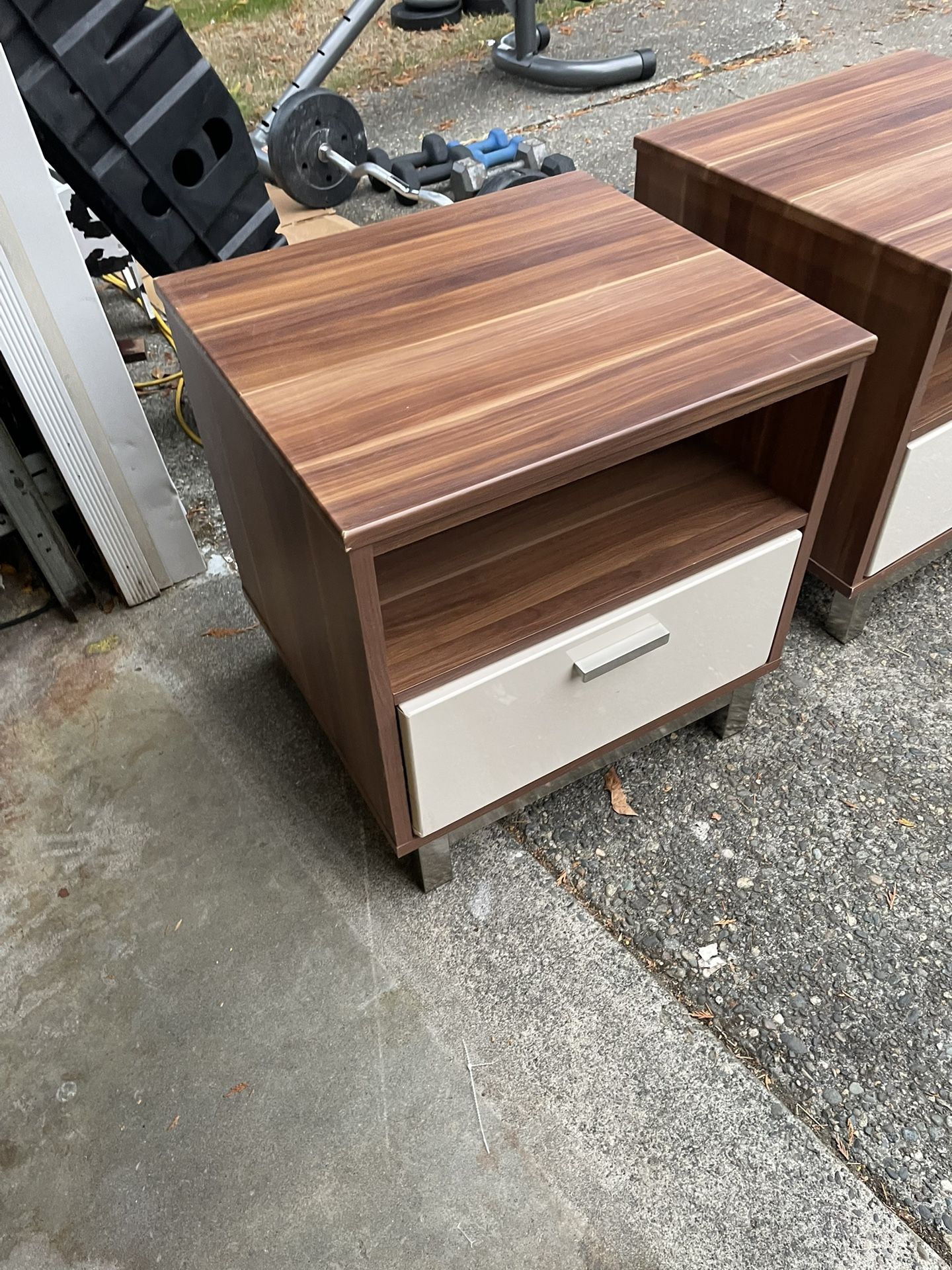 Nice 2 ASHLEY FURNITURE Nightstand With Drawer