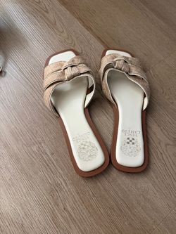 Vince Camuto Flat Slide Sandals size 8