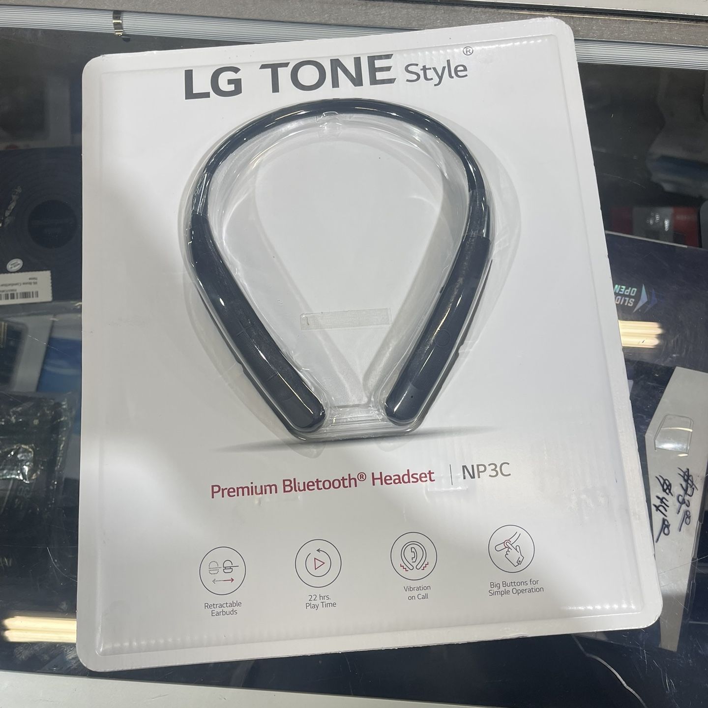 LG TONE NP3C Wireless Stereo Headset with Retractable Earbuds for Sale in Cty Of Cmmrce, CA - OfferUp LG TONE NP3C Wireless Stereo Headset with Retractable Earbuds for Sale in Cty Of Cmmrce, CA - OfferUp