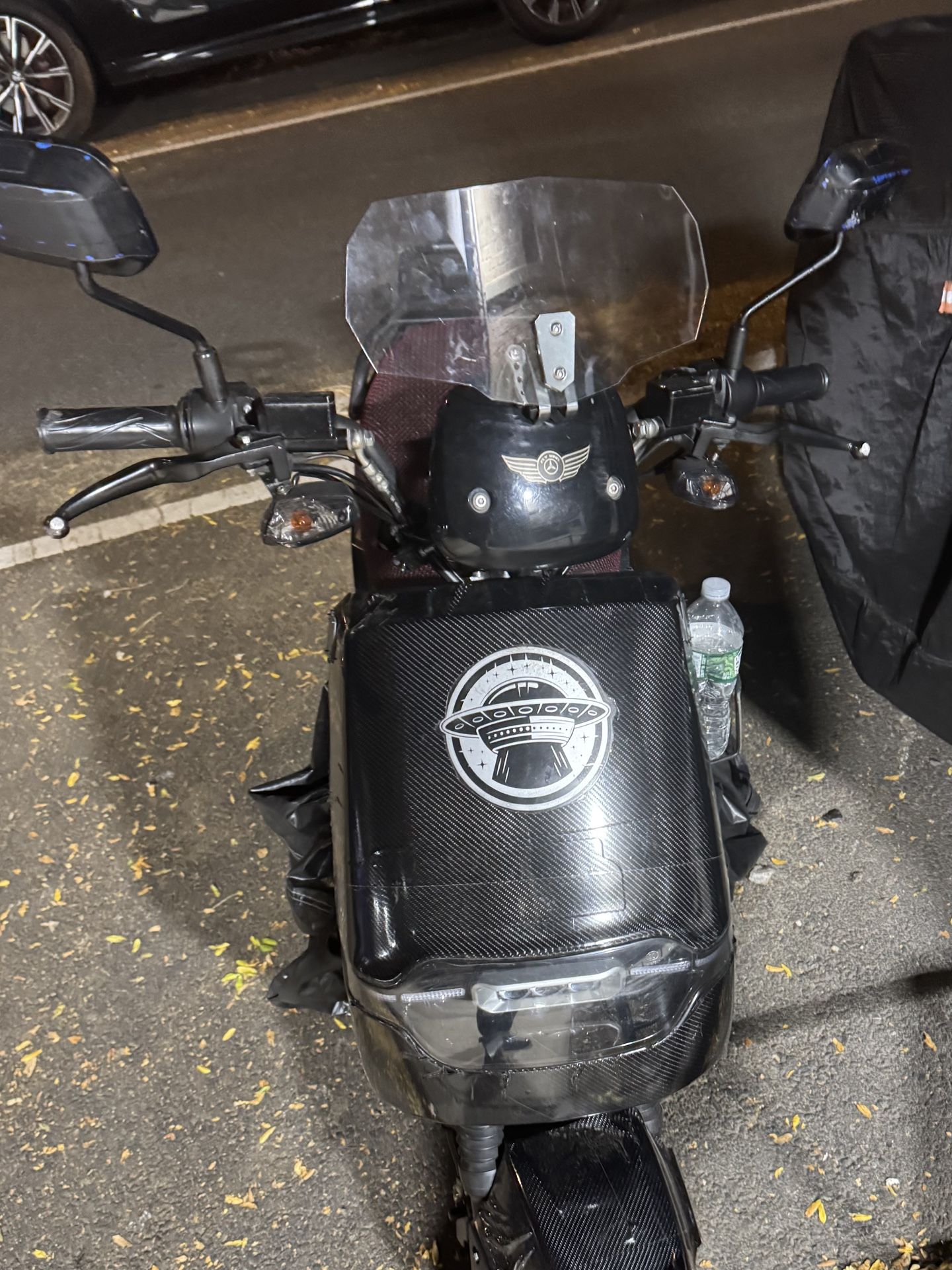 UFO Flywing Moped
