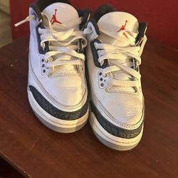 Air Jordan 3 Retro Cement Grey