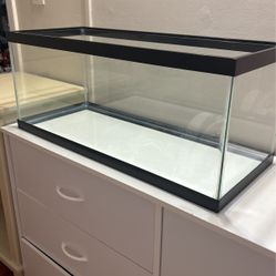 20 gallon aquatic Tank