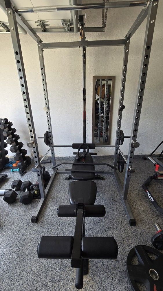 Squat Rack With Lat Pull Cables And Bench