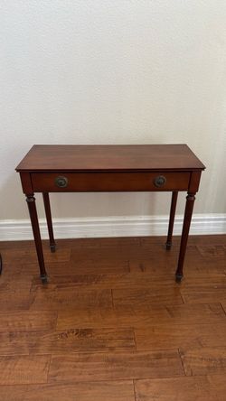 Vintage Bombay company entryway table
