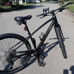 Trek DL
