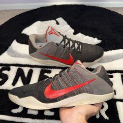 Nike Kobe 11 Elite Low Tinker Muse (Size 13)