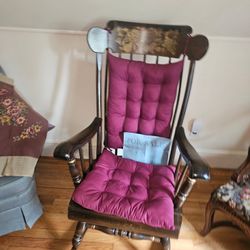 Vintage Rocking Chair 