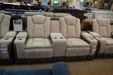 Manual Reclining Console Loveseat — Rutherford Home 
