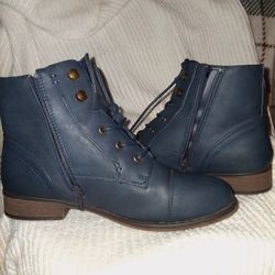 Celia Loot Low Boots