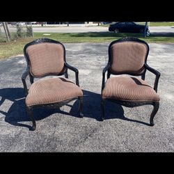 Pair of oversized Formal Chairs 