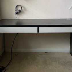 Ikea - Micke - Computer desk
