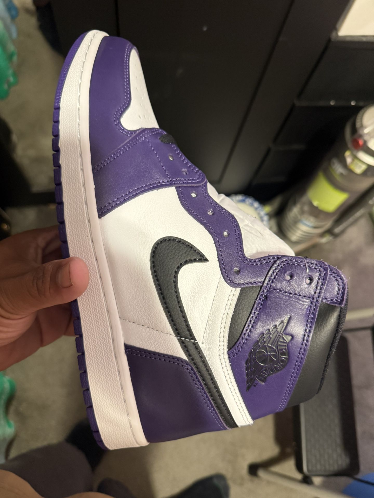 Jordan 1 Retro High Court Purple Size 11