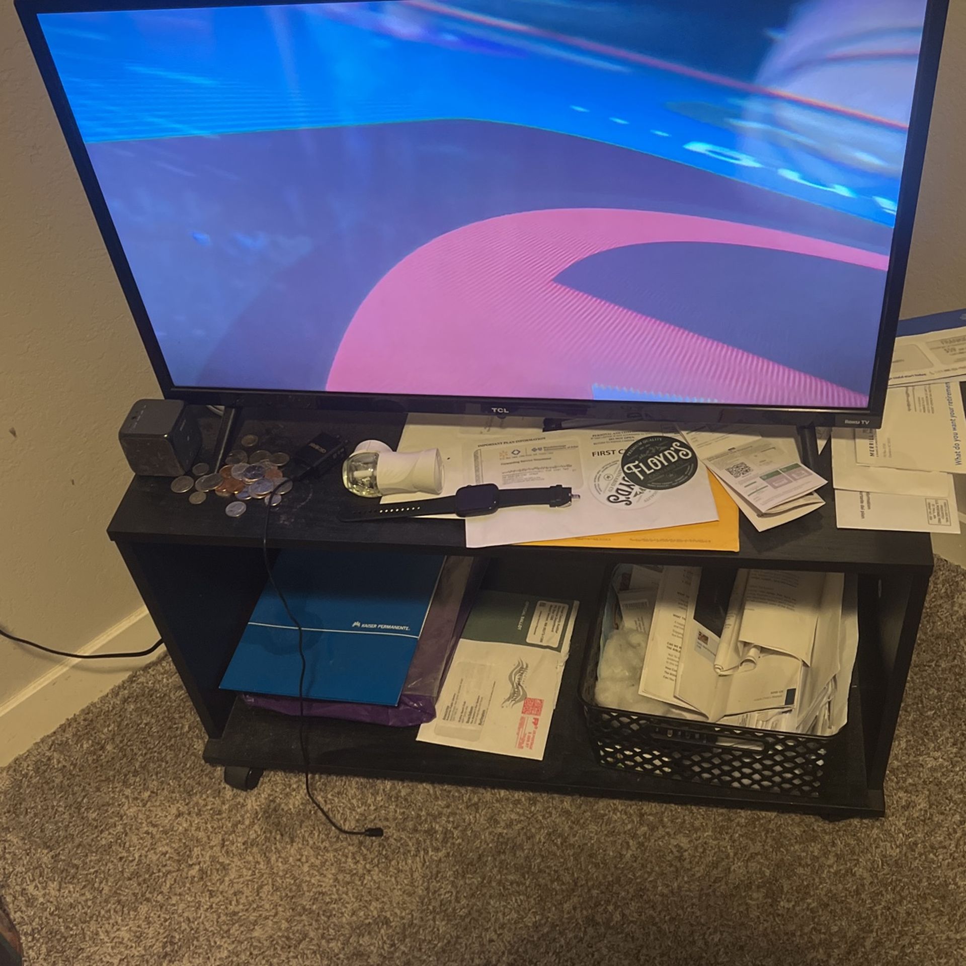 40 For Both Tv Is 32 Inch Throw Offers At Me !