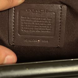 Pink coach bag -IF ITS STILL UP ITS STILL AVAILABLE