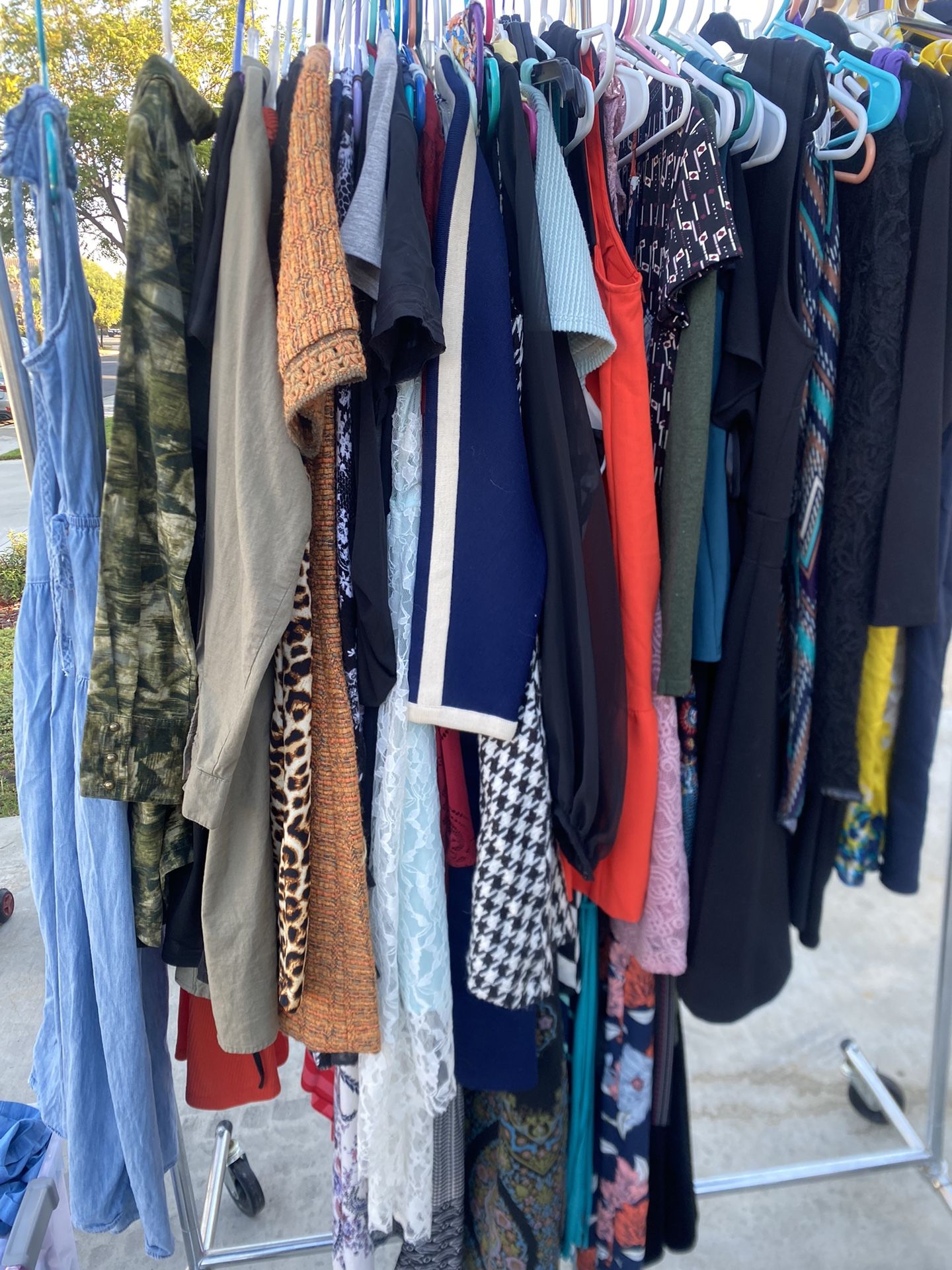 Women’s And Teen Clothing