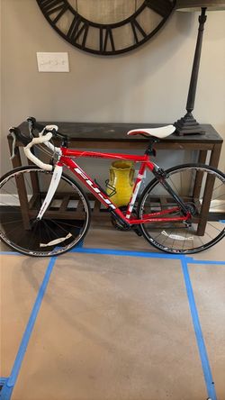 Fuji Roubaix Road Bike