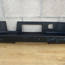 07-14 CHEVROLET SILVERADO 1(contact info removed) HD 3500 HD REAR CENTER BUMPER TRIM  OEM