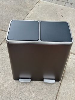 Plastic and Steel Step On Multi-Compartments Trash & Recycling Bin - 16 Gallons